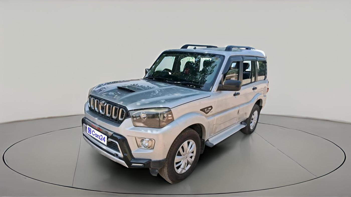 2018 Mahindra Scorpio S5, Diesel, Manual, 68,650 km, exterior