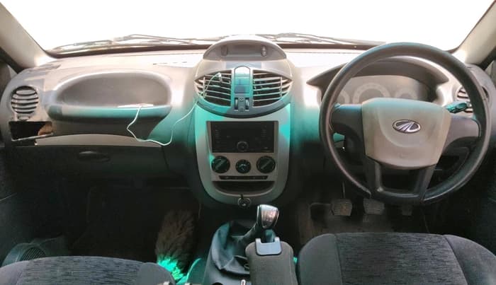 2011 Mahindra Xylo E8, Diesel, Manual, 1,35,688 km, interior