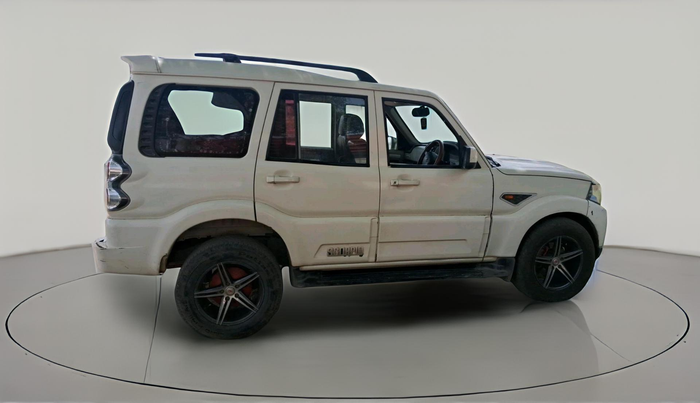 2017 Mahindra Scorpio S4 PLUS, Diesel, Manual, 88,136 km, exterior