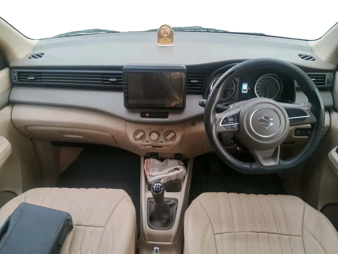 2025 Maruti Ertiga VXI CNG, CNG, Manual, 32,677 km, interior