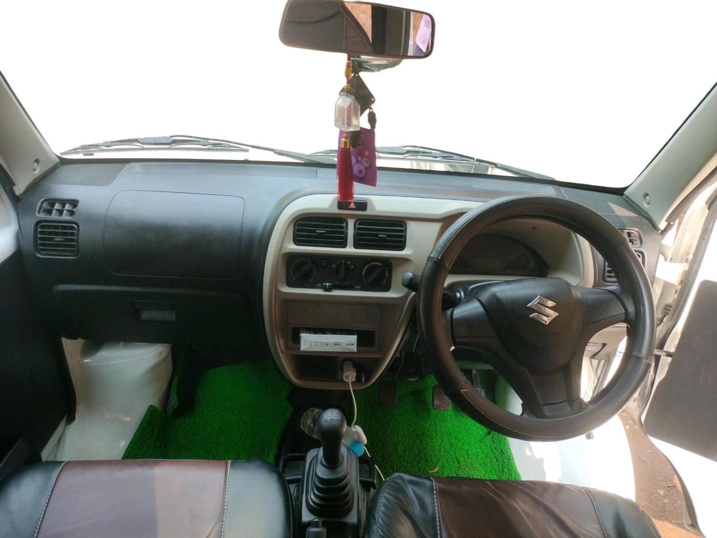 2026 Maruti Eeco 5 STR AC CNG, CNG, Manual, 3,936 km, interior