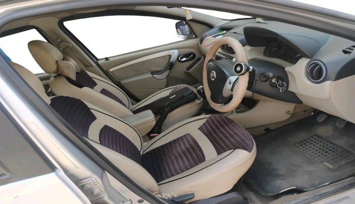 2014 Nissan Terrano XL (D), Diesel, Manual, 1,20,510 km, interior