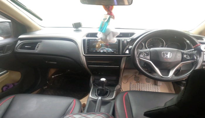 2016 Honda City 1.5L I-DTEC V, Diesel, Manual, 86,282 km, interior