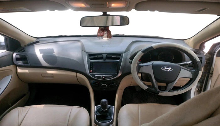 2016 Hyundai Verna 1.4 VTVT, Petrol, Manual, 70,440 km, interior