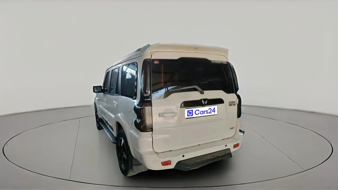 2018 Mahindra Scorpio S11 2WD, Diesel, Manual, 1,46,943 km, exterior