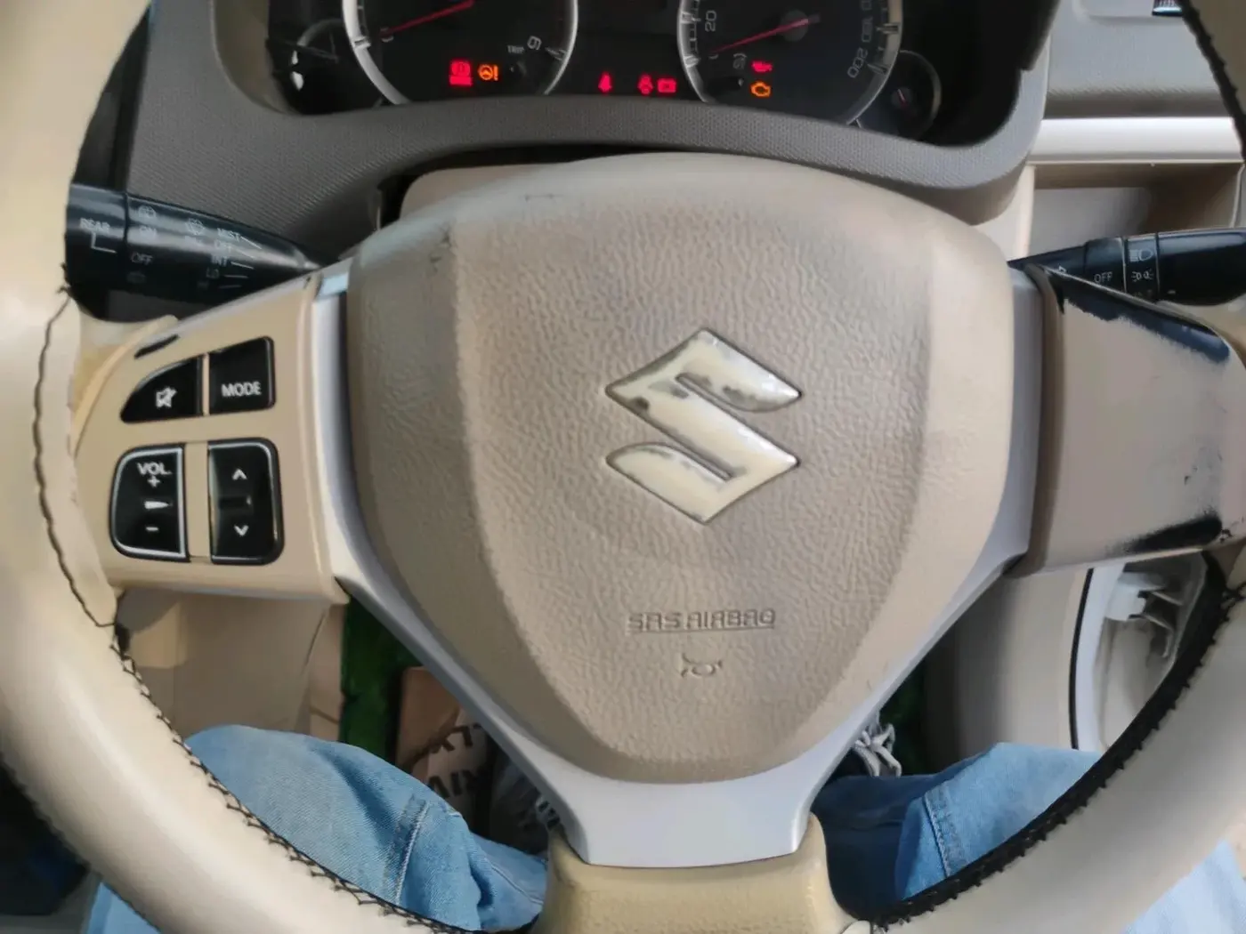 2015 Maruti Ertiga ZDI, Diesel, Manual, 88,834 km, interior
