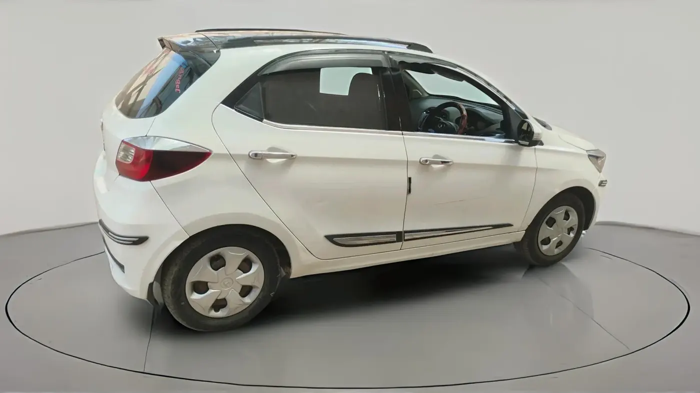 2020 Tata Tiago XT PETROL, Petrol, Manual, 31,464 km, exterior
