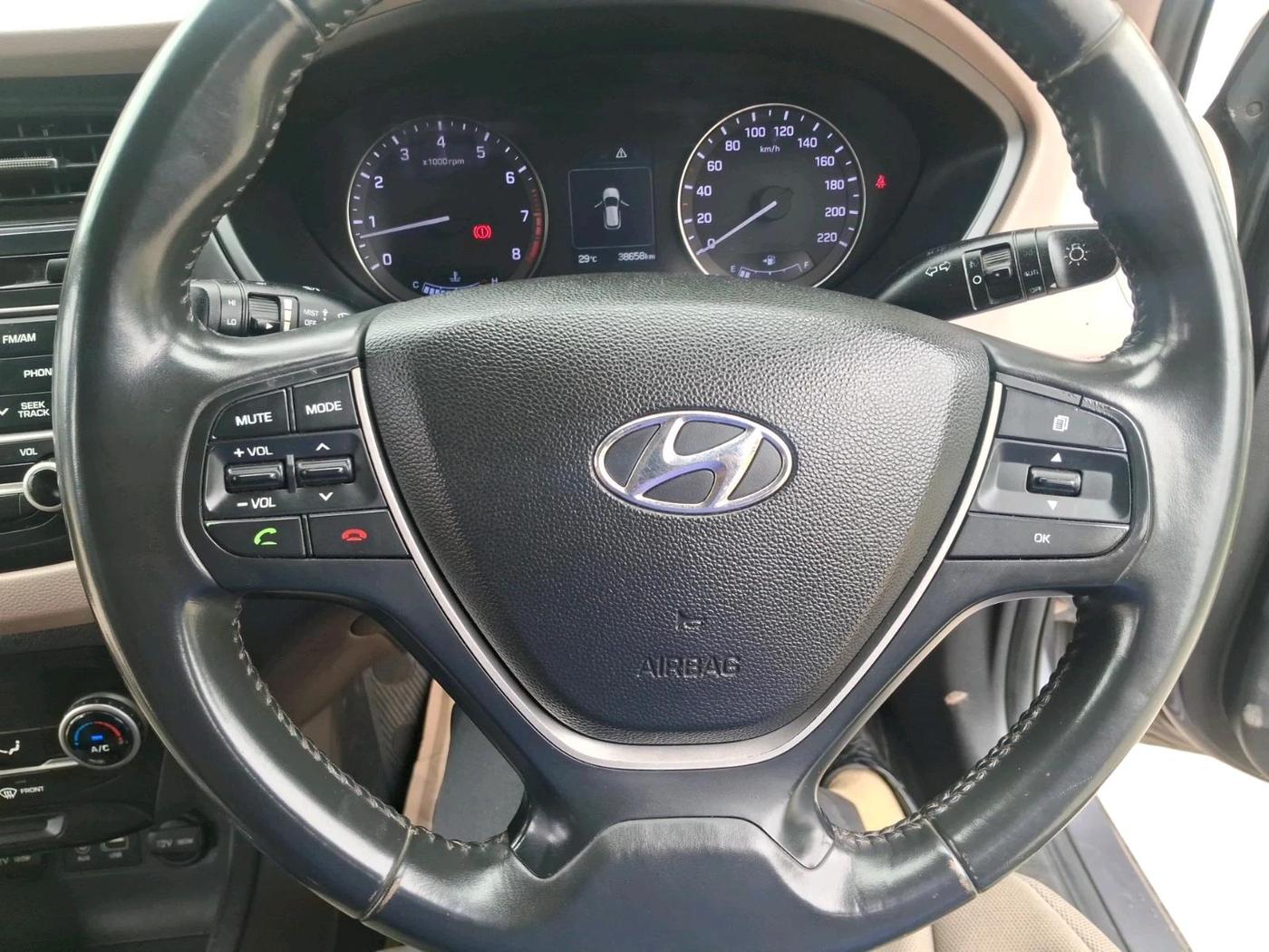 2014 Hyundai Elite i20 ASTA 1.2, Petrol, Manual, 38,658 km, interior