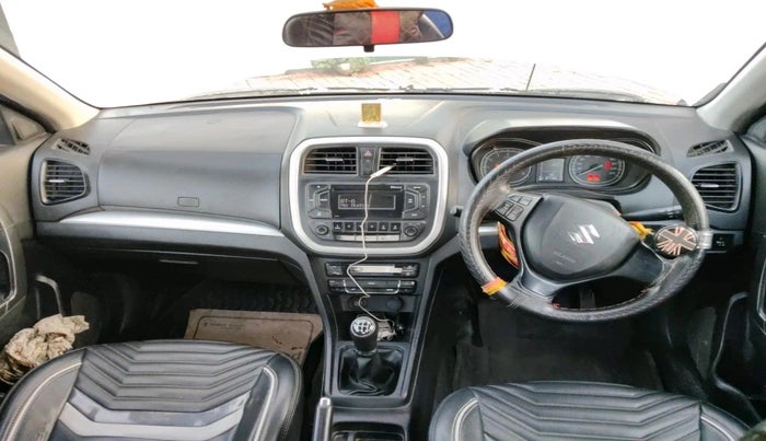 2022 Maruti Vitara Brezza VXI, Petrol, Manual, 87,726 km, interior