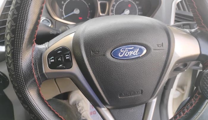 2013 Ford Ecosport TITANIUM 1.0L ECOBOOST, Petrol, Manual, 1,08,572 km, interior