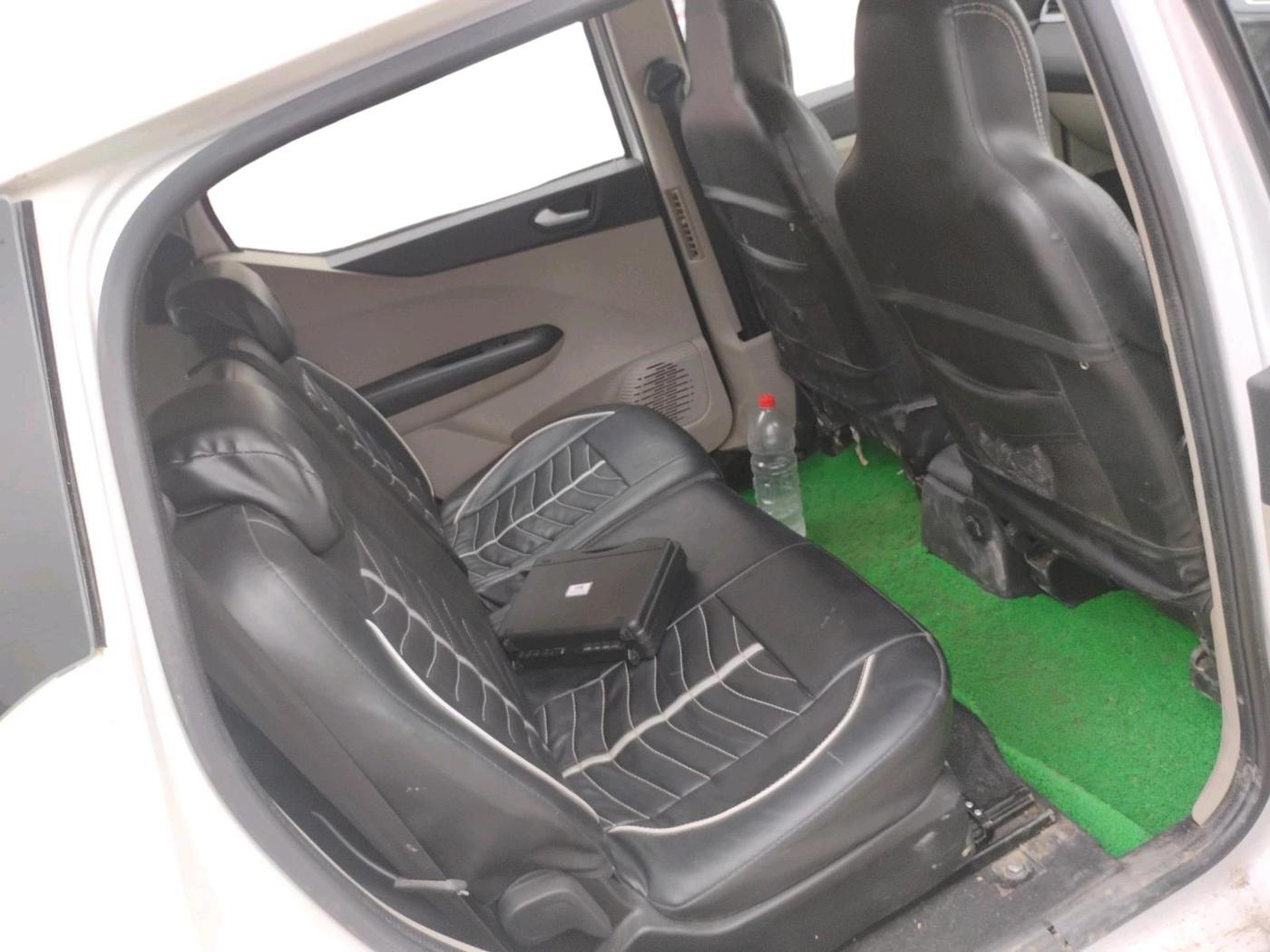 2023 Renault TRIBER RXZ, Petrol, Manual, 27,122 km, interior