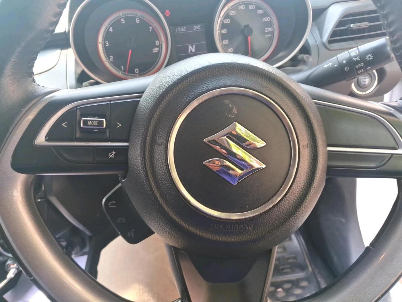 2019 Maruti Swift ZXI PLUS AMT, Petrol, Automatic, 49,439 km, interior