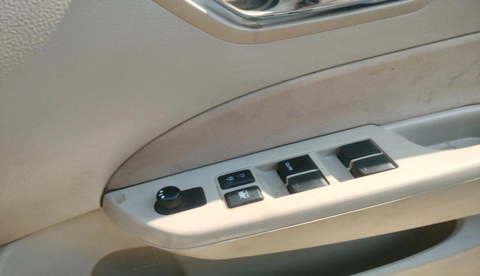 2014 Maruti Swift Dzire VXI, Petrol, Manual, 85,791 km, interior