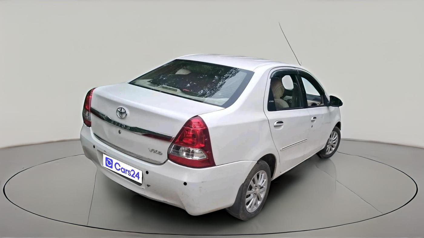 2018 Toyota Etios VXD PLATINUM, Diesel, Manual, 2,42,060 km, exterior