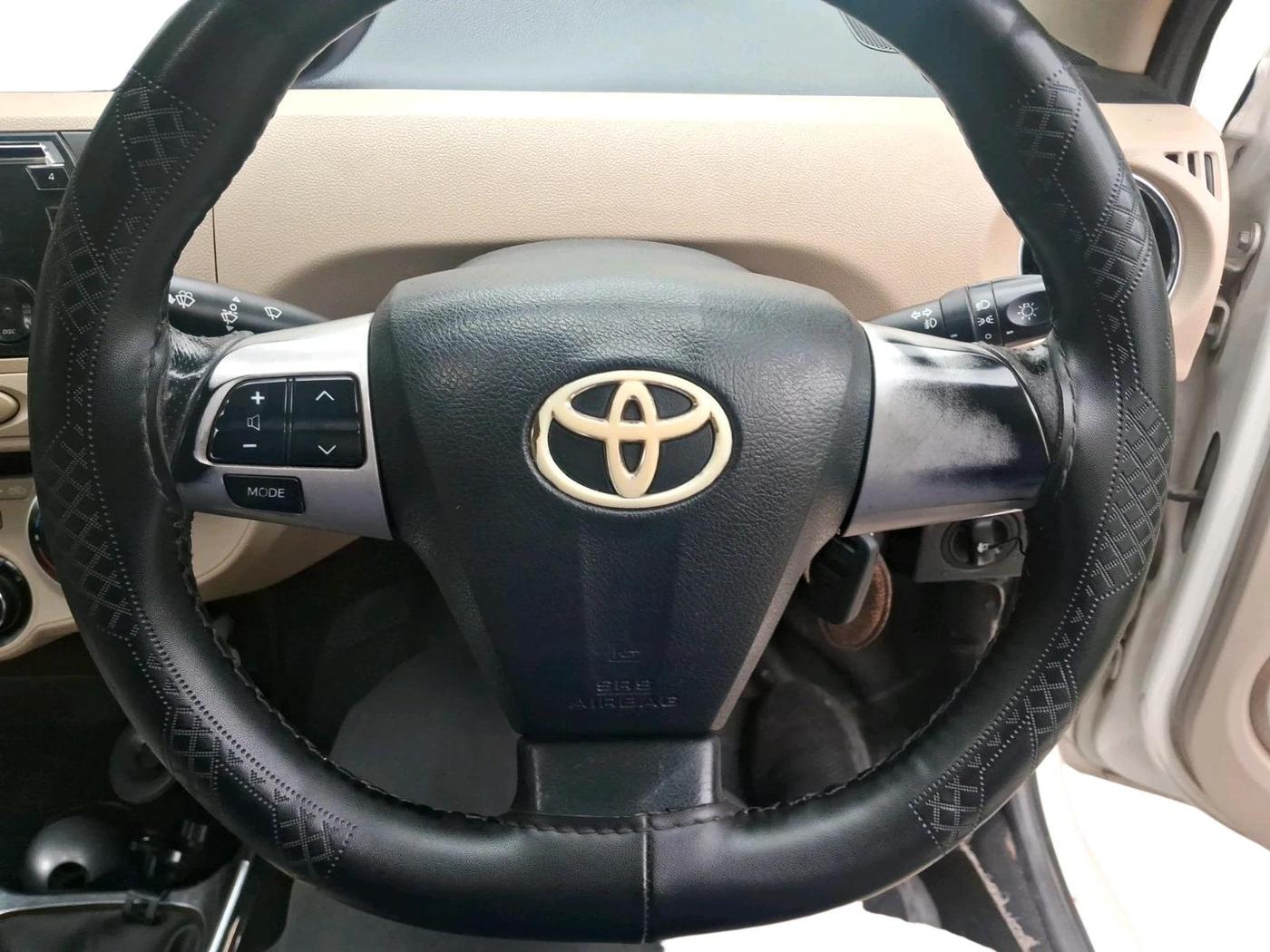 2018 Toyota Etios VXD PLATINUM, Diesel, Manual, 2,42,060 km, interior