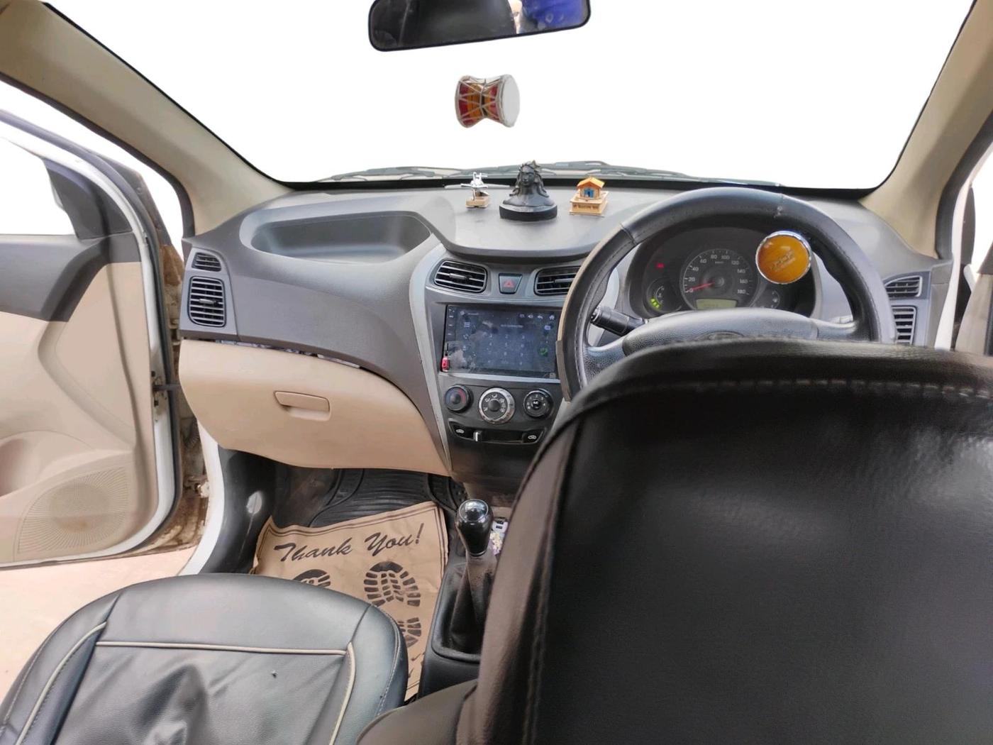 2018 Hyundai Eon ERA +, Petrol, Manual, 70,093 km, interior