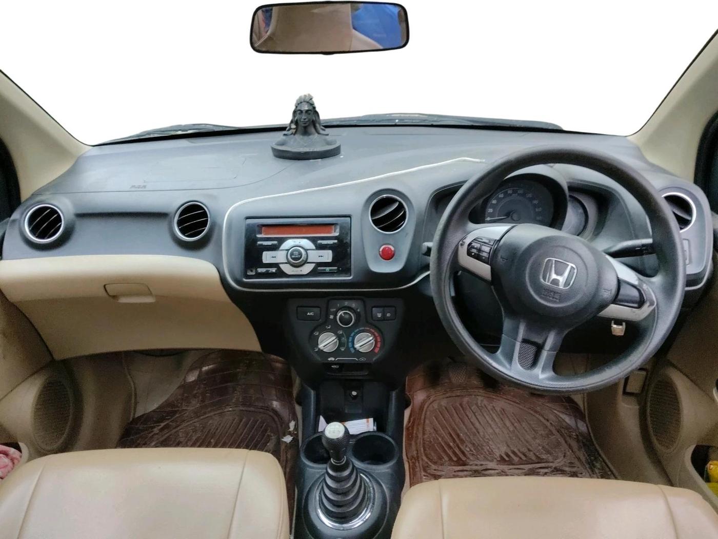 2015 Honda Amaze 1.5L I-DTEC VX, Diesel, Manual, 82,053 km, interior