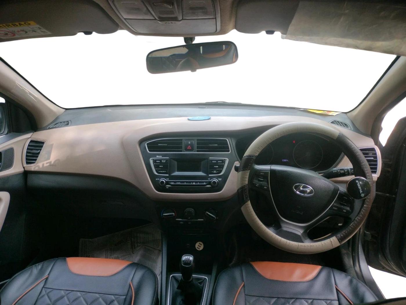 2019 Hyundai Elite i20 MAGNA PLUS 1.2, Petrol, Manual, 33,664 km, interior