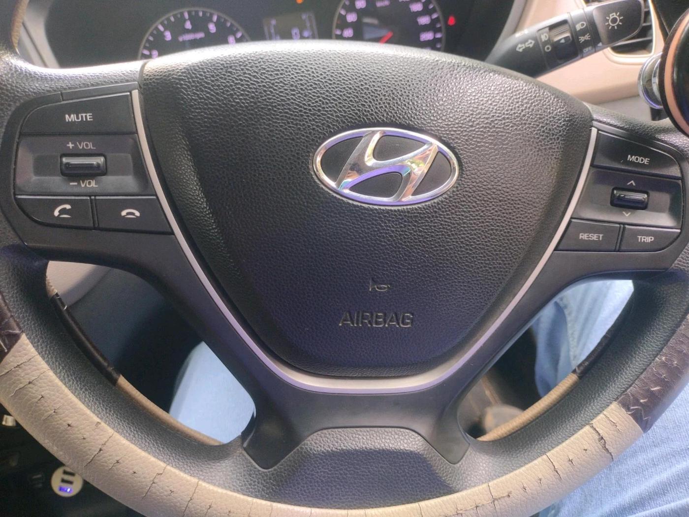 2019 Hyundai Elite i20 MAGNA PLUS 1.2, Petrol, Manual, 33,664 km, interior