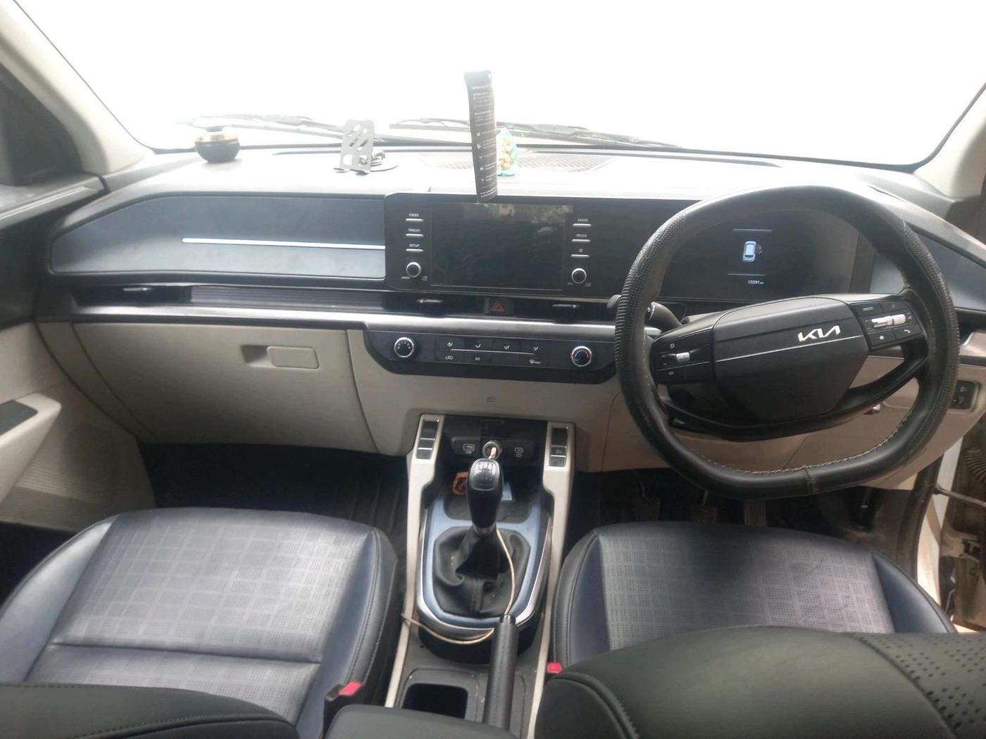 2025 KIA Carens Clavis HTE (O) 1.5 Diesel MT, Diesel, Manual, 15,591 km, interior