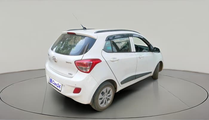 2016 Hyundai Grand i10 SPORTZ 1.2 KAPPA VTVT, Petrol, Manual, 2,04,746 km, exterior