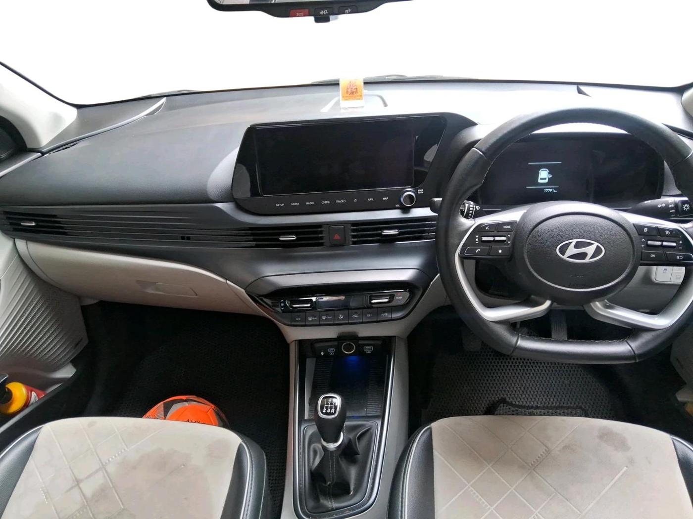 2024 Hyundai NEW I20 ASTA (O) 1.2 MT, Petrol, Manual, 17,791 km, interior
