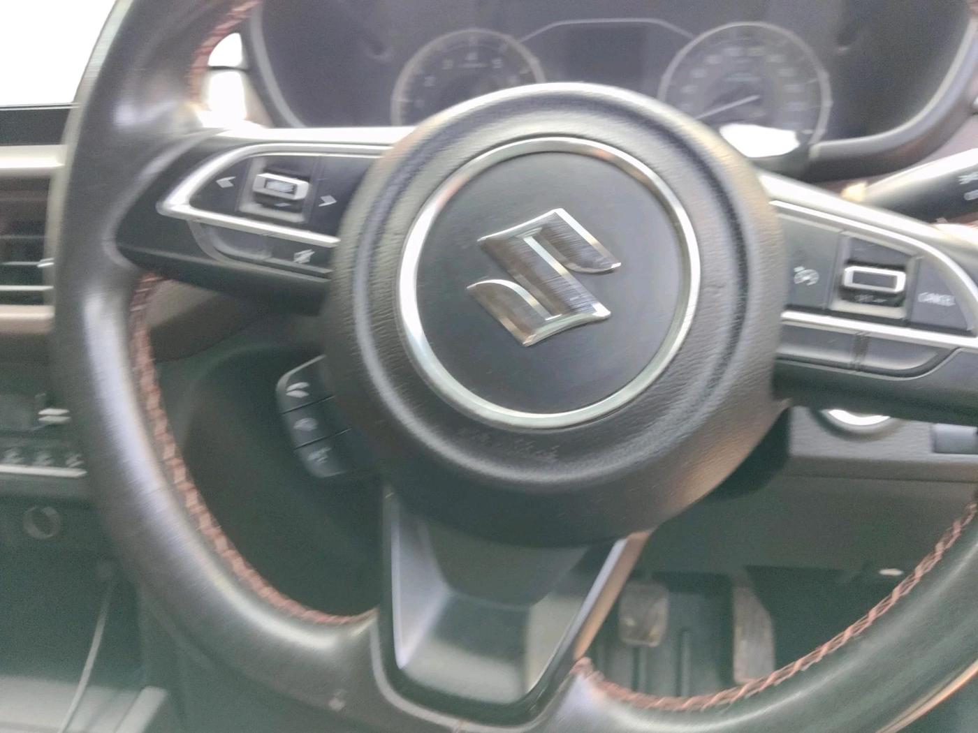 2022 Maruti BREZZA ZXI SMART HYBRID , Petrol, Manual, 49,673 km, interior