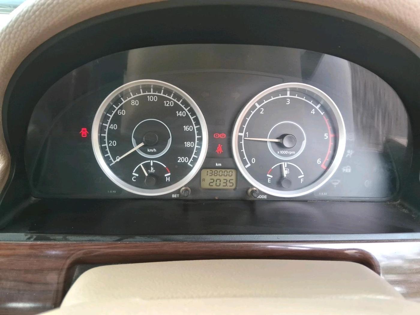 2014 Tata Safari Storme 2.2 VX 4X2, Diesel, Manual, 1,38,000 km, interior