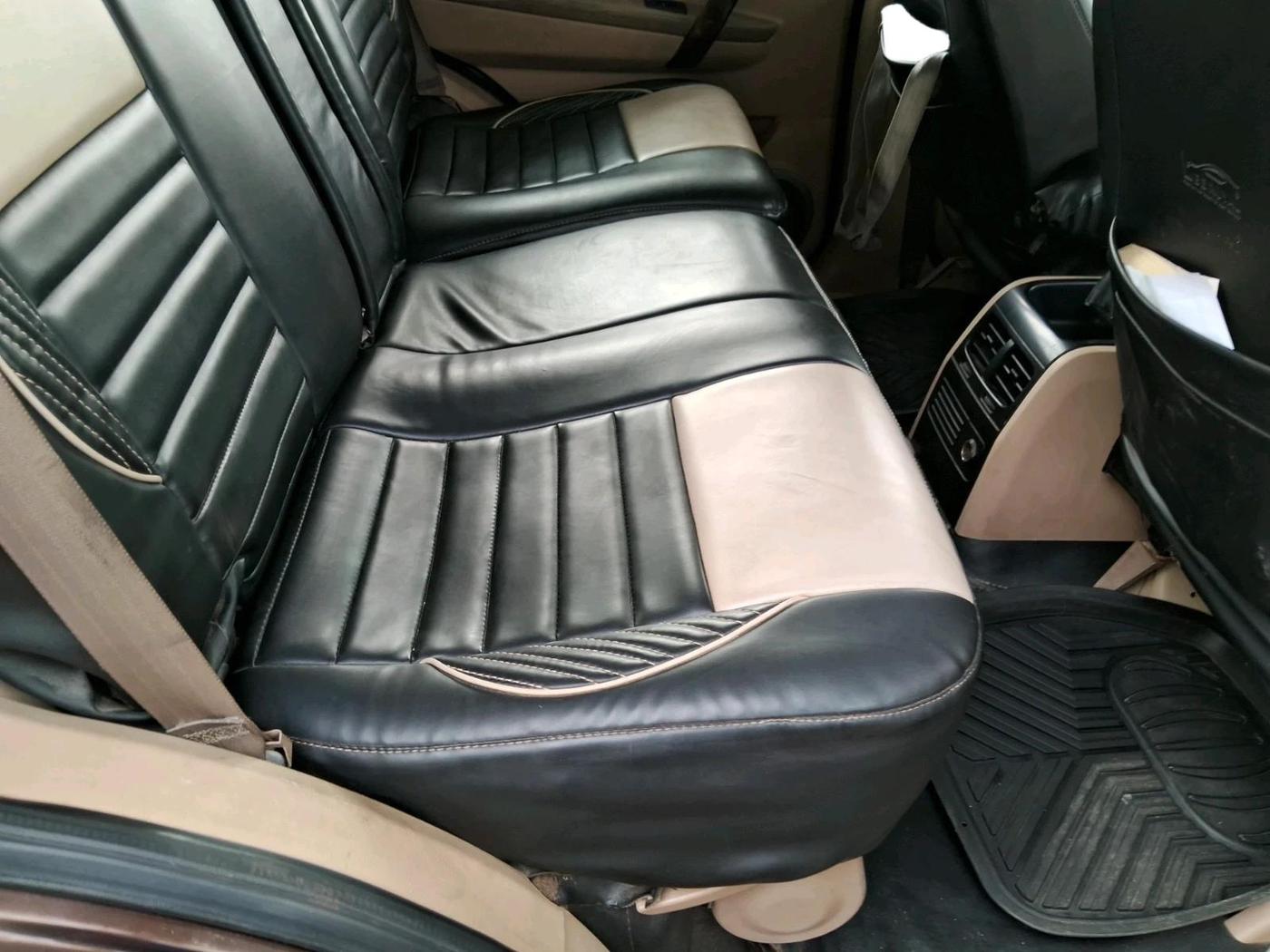 2014 Tata Safari Storme 2.2 VX 4X2, Diesel, Manual, 1,38,000 km, interior