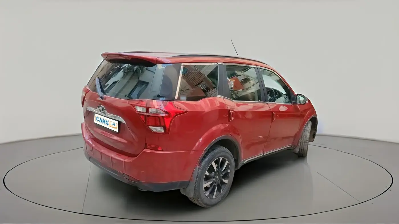 2018 Mahindra XUV500 W11, Diesel, Manual, 78,000 km, exterior
