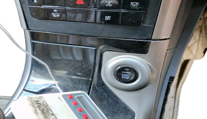 2018 Mahindra XUV500 W11, Diesel, Manual, 78,000 km, interior