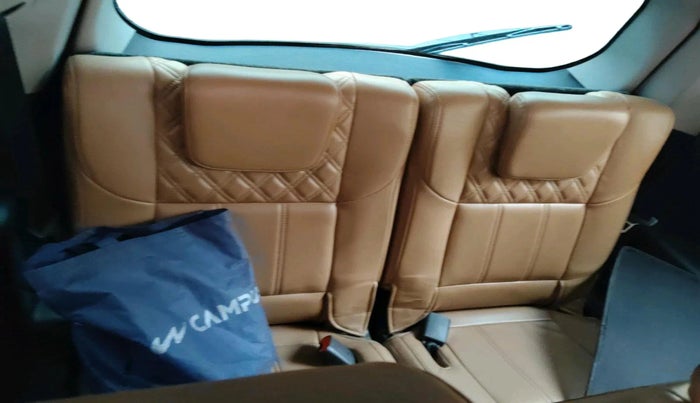 2018 Mahindra XUV500 W11, Diesel, Manual, 78,000 km, interior