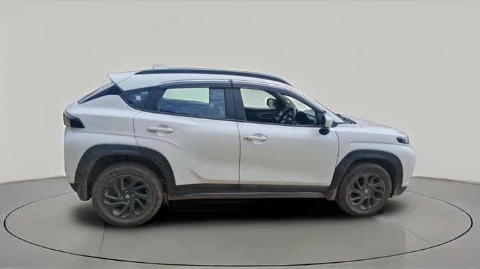 2025 Maruti FRONX DELTA PLUS 1.2MT, Petrol, Manual, 9,882 km, exterior