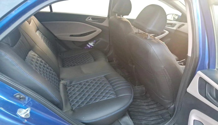 2015 Hyundai Elite i20 SPORTZ 1.2 (O), Petrol, Manual, 82,874 km, interior