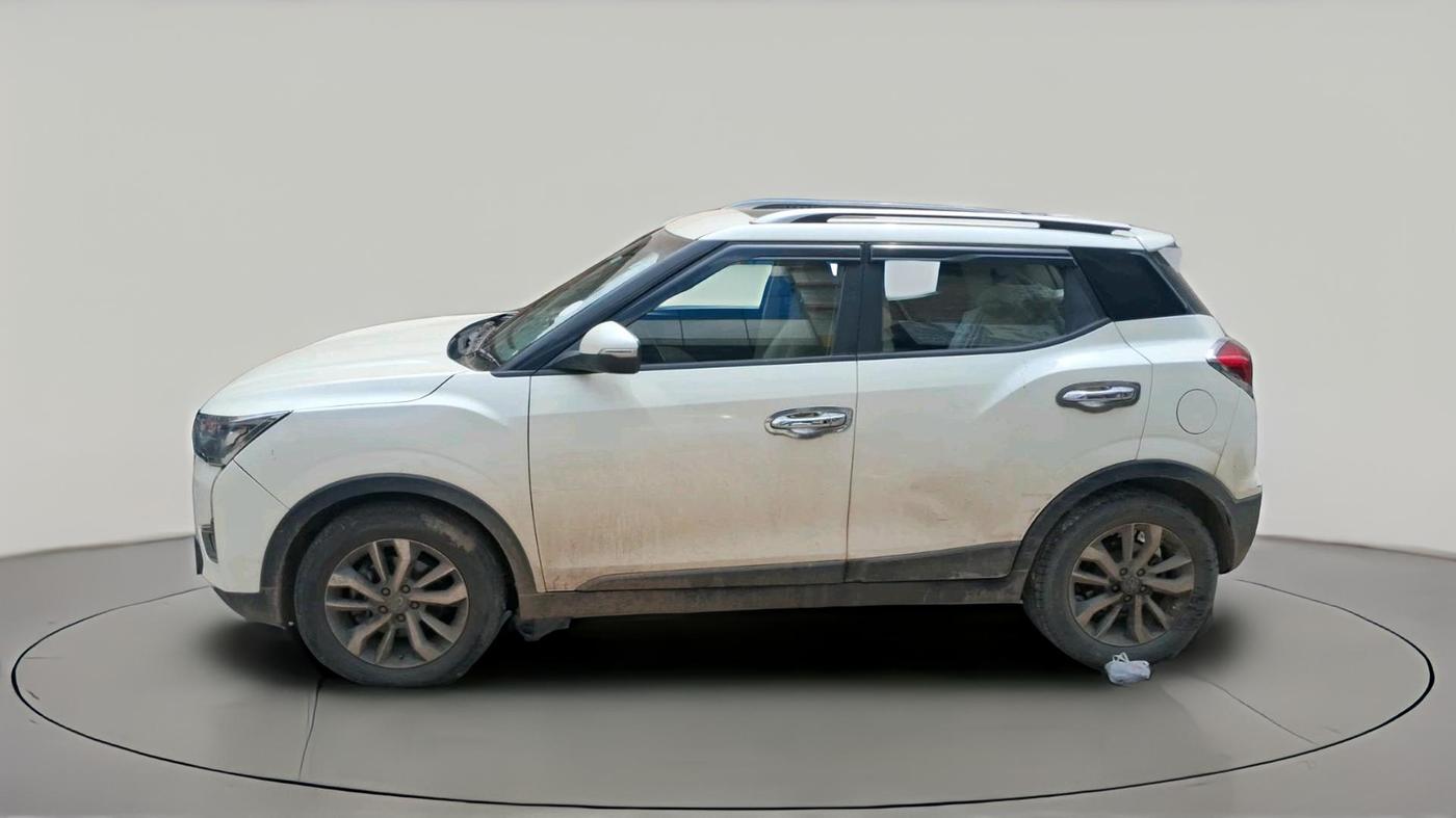 2019 Mahindra XUV300 W8 (O) 1.5 DIESEL AMT, Diesel, Automatic, 88,291 km, exterior