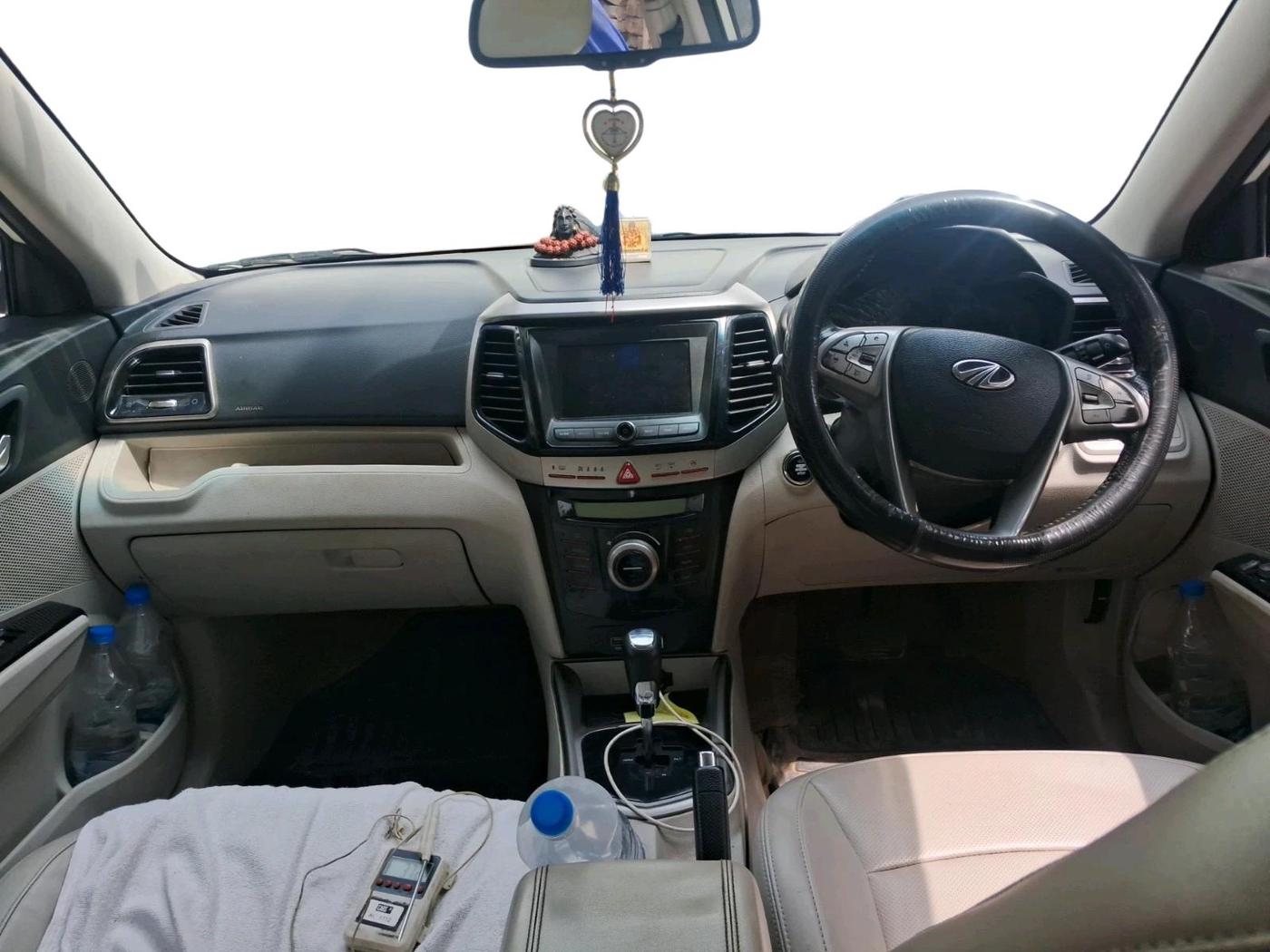 2019 Mahindra XUV300 W8 (O) 1.5 DIESEL AMT, Diesel, Automatic, 88,291 km, interior