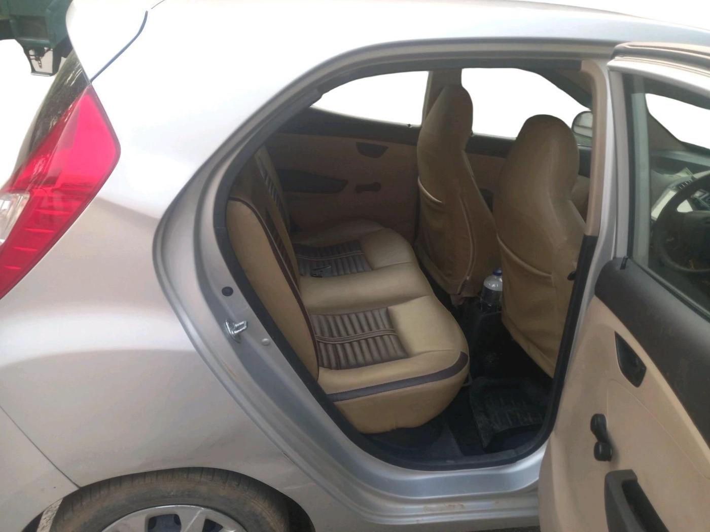 2017 Hyundai Eon MAGNA +, Petrol, Manual, 38,237 km, interior