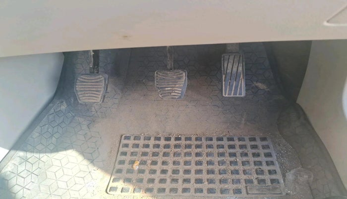 2022 Mahindra XUV300 W6 1.5 Sunroof Diesel, Diesel, Manual, 94,000 km, interior