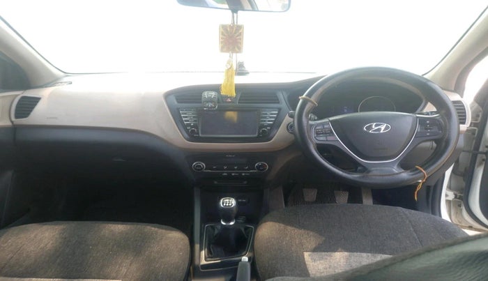 2016 Hyundai Elite i20 ASTA 1.2 (O), Petrol, Manual, 43,026 km, interior