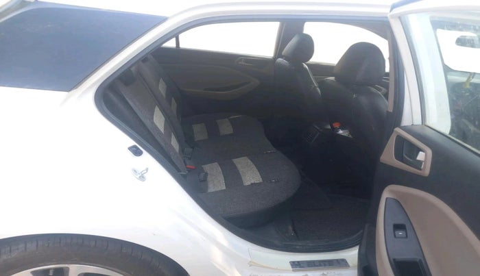 2016 Hyundai Elite i20 ASTA 1.2 (O), Petrol, Manual, 43,026 km, interior