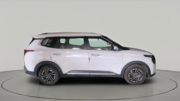 2022 KIA CARENS LUXURY PLUS 1.5 DIESEL 6 STR, Diesel, Manual, 50,070 km, exterior