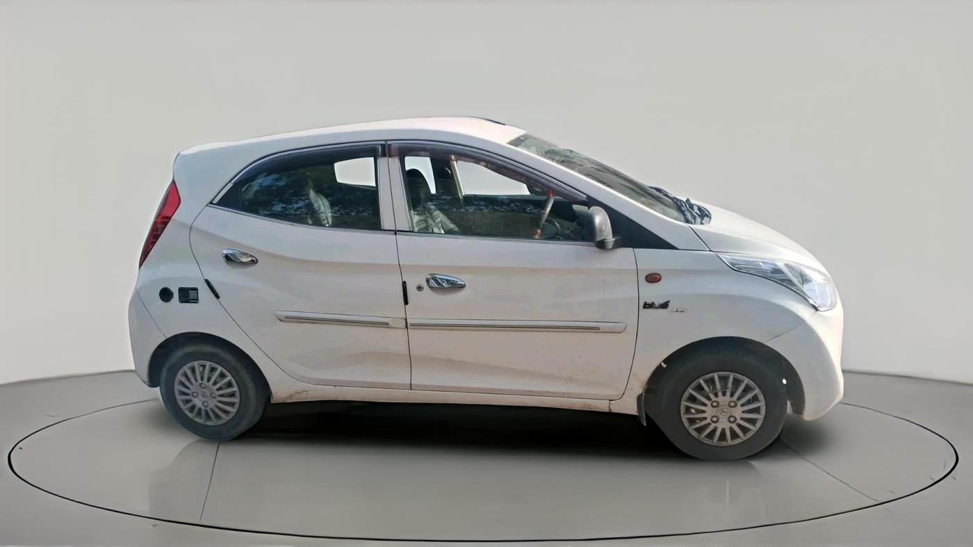 2014 Hyundai Eon ERA + LPG, CNG, Manual, 90,256 km, exterior