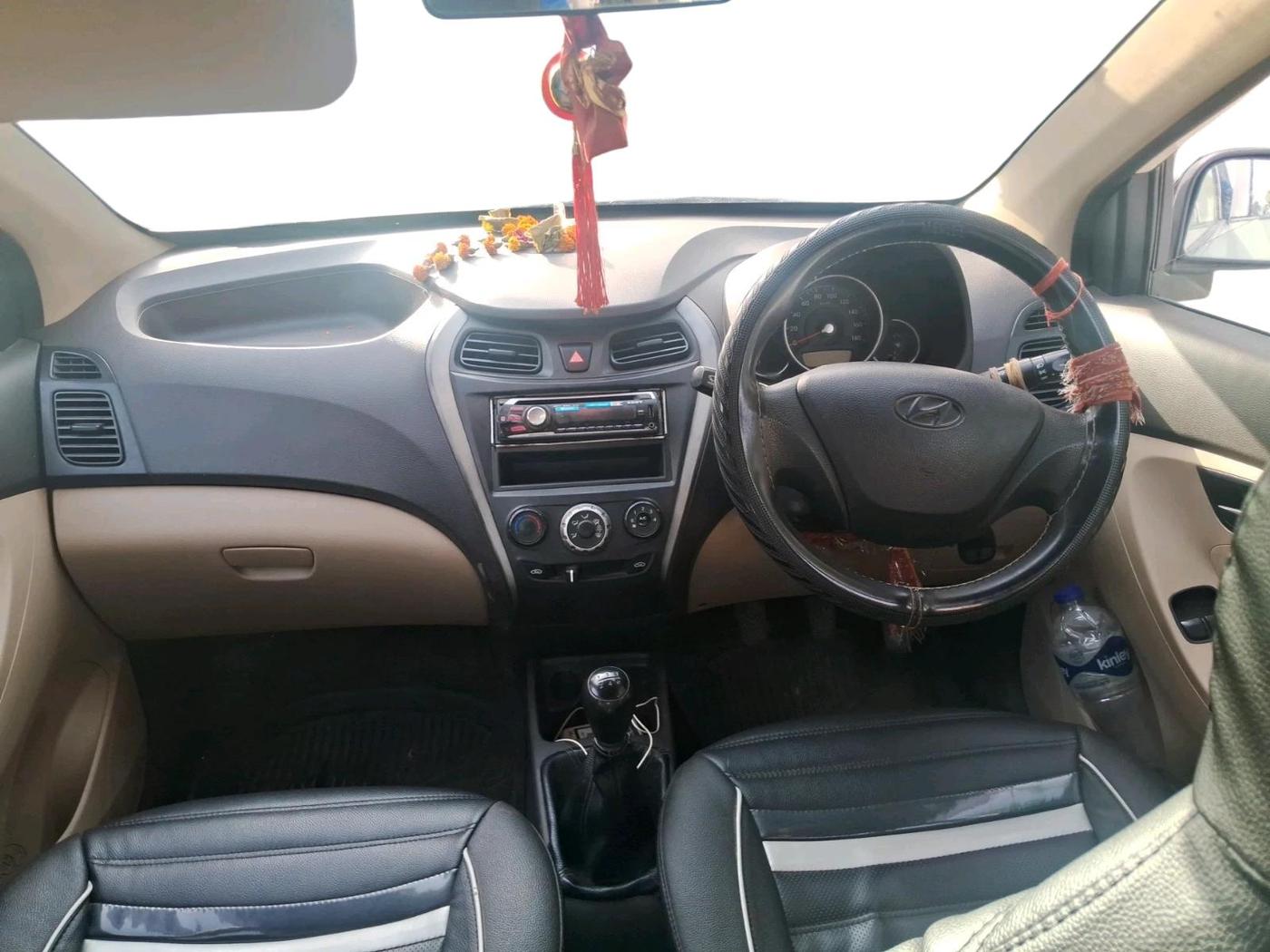 2014 Hyundai Eon ERA + LPG, CNG, Manual, 90,256 km, interior