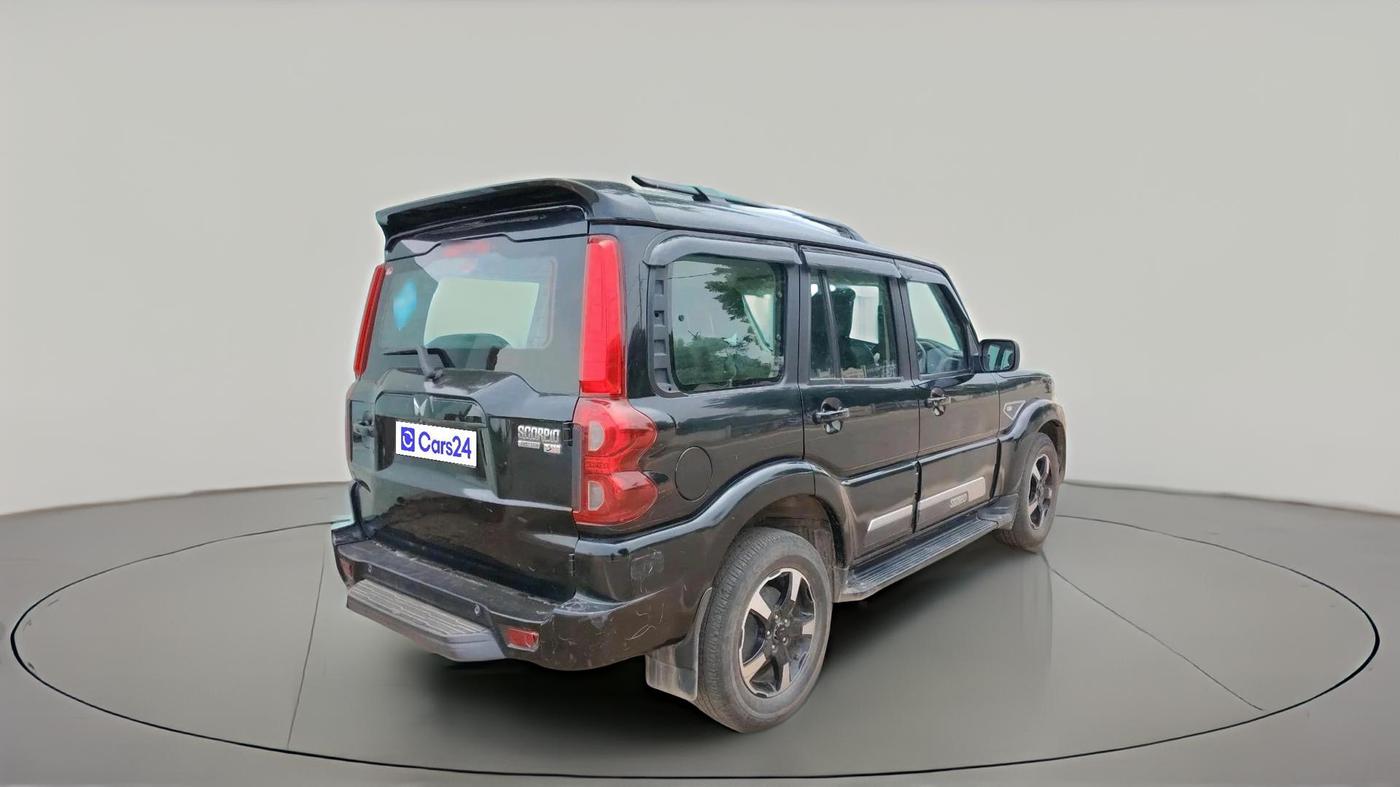 2023 Mahindra SCORPIO CLASSIC S11 7STR, Diesel, Manual, 67,127 km, exterior