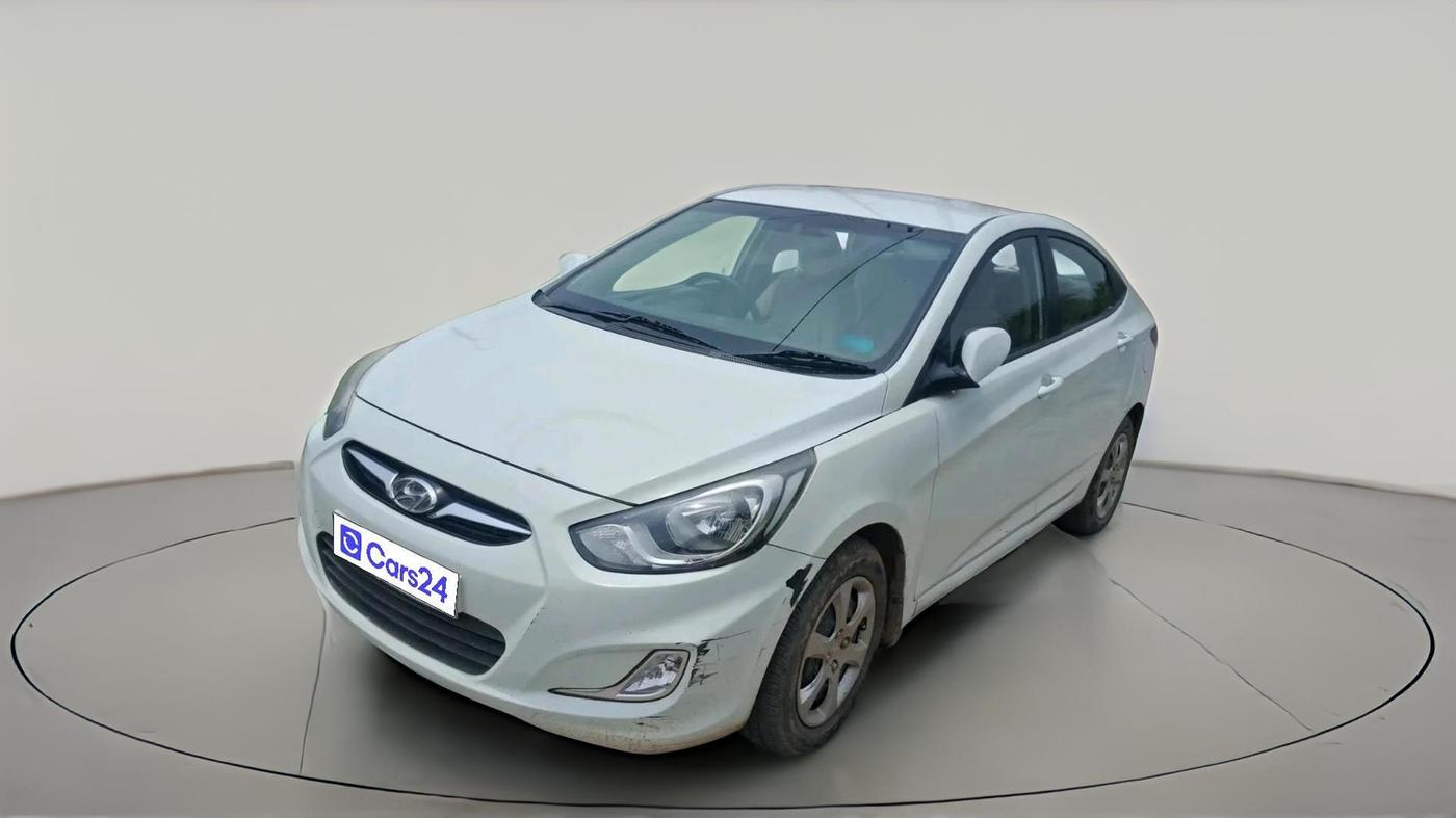 2012 Hyundai Verna FLUIDIC 1.4 VTVT, Petrol, Manual, 30,279 km, exterior
