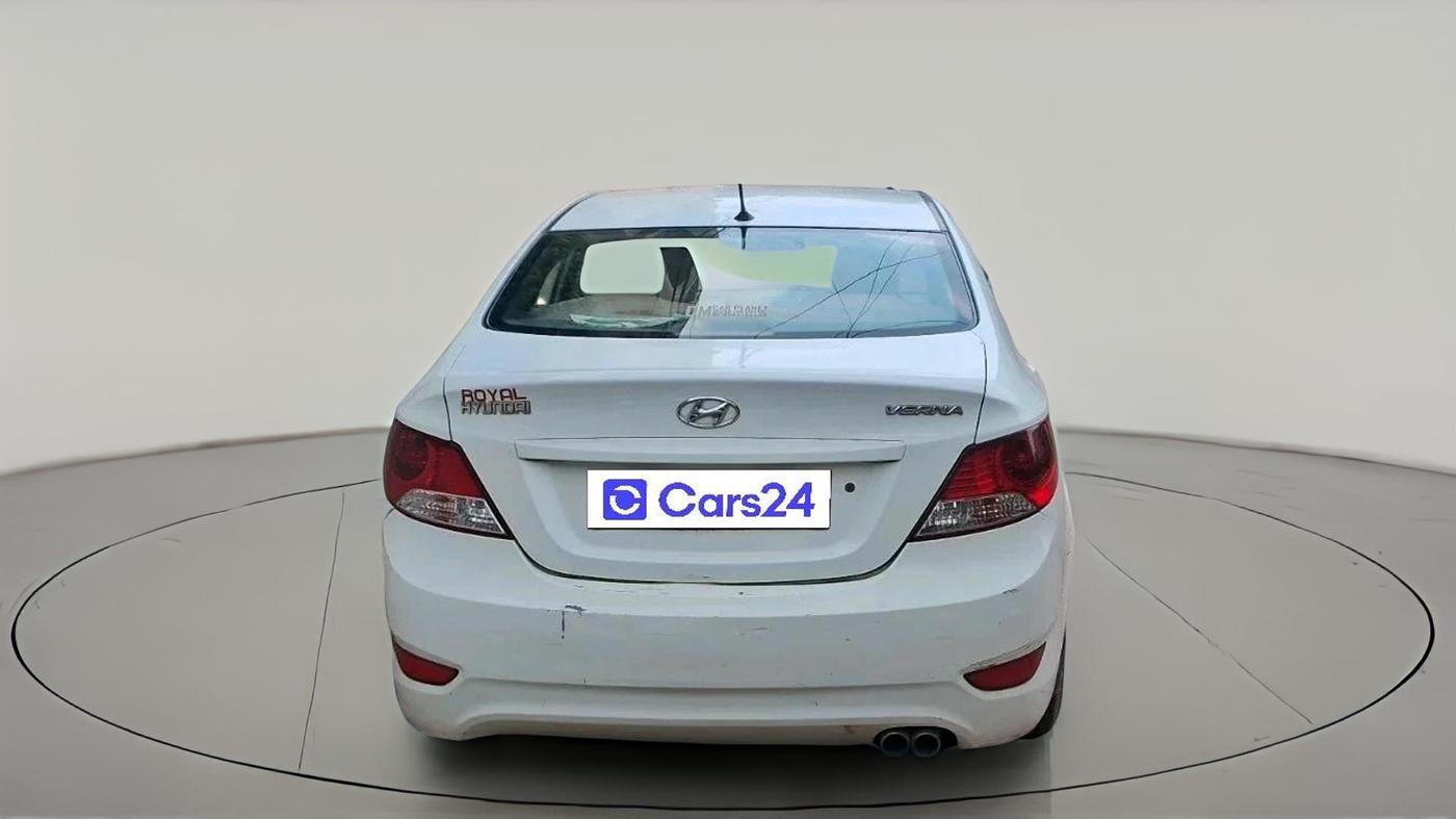 2012 Hyundai Verna FLUIDIC 1.4 VTVT, Petrol, Manual, 30,279 km, exterior