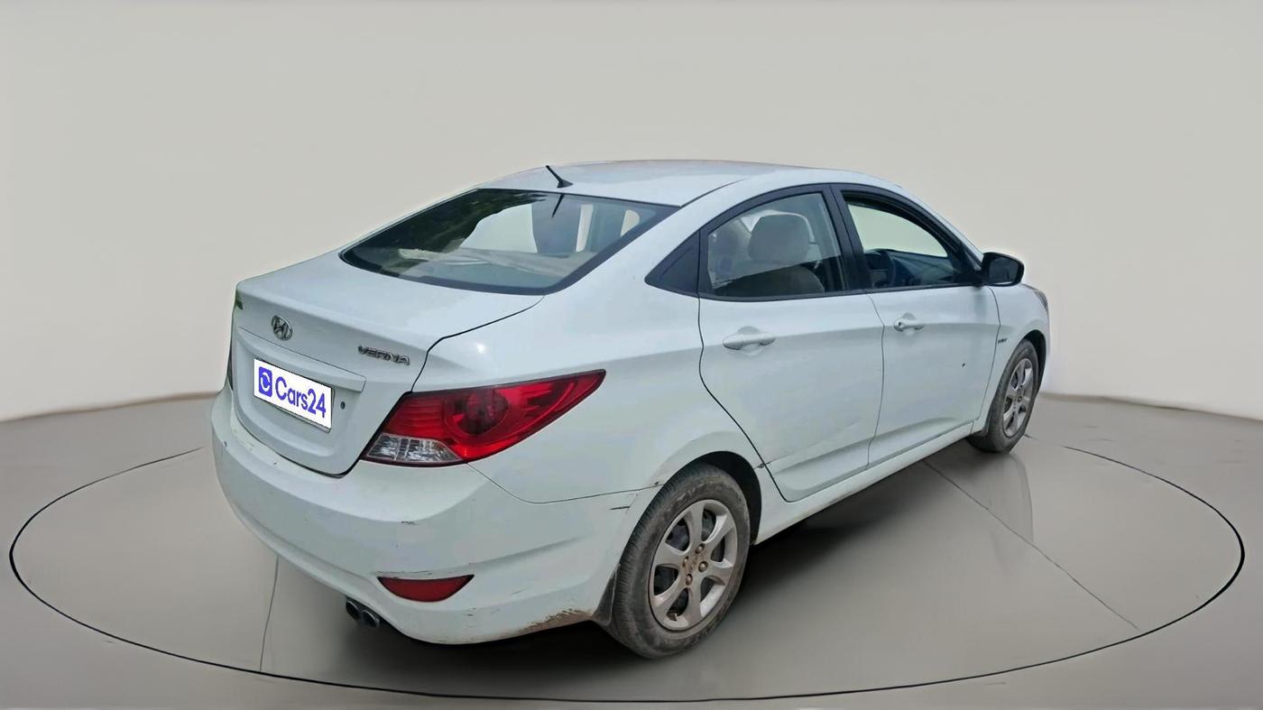 2012 Hyundai Verna FLUIDIC 1.4 VTVT, Petrol, Manual, 30,279 km, exterior