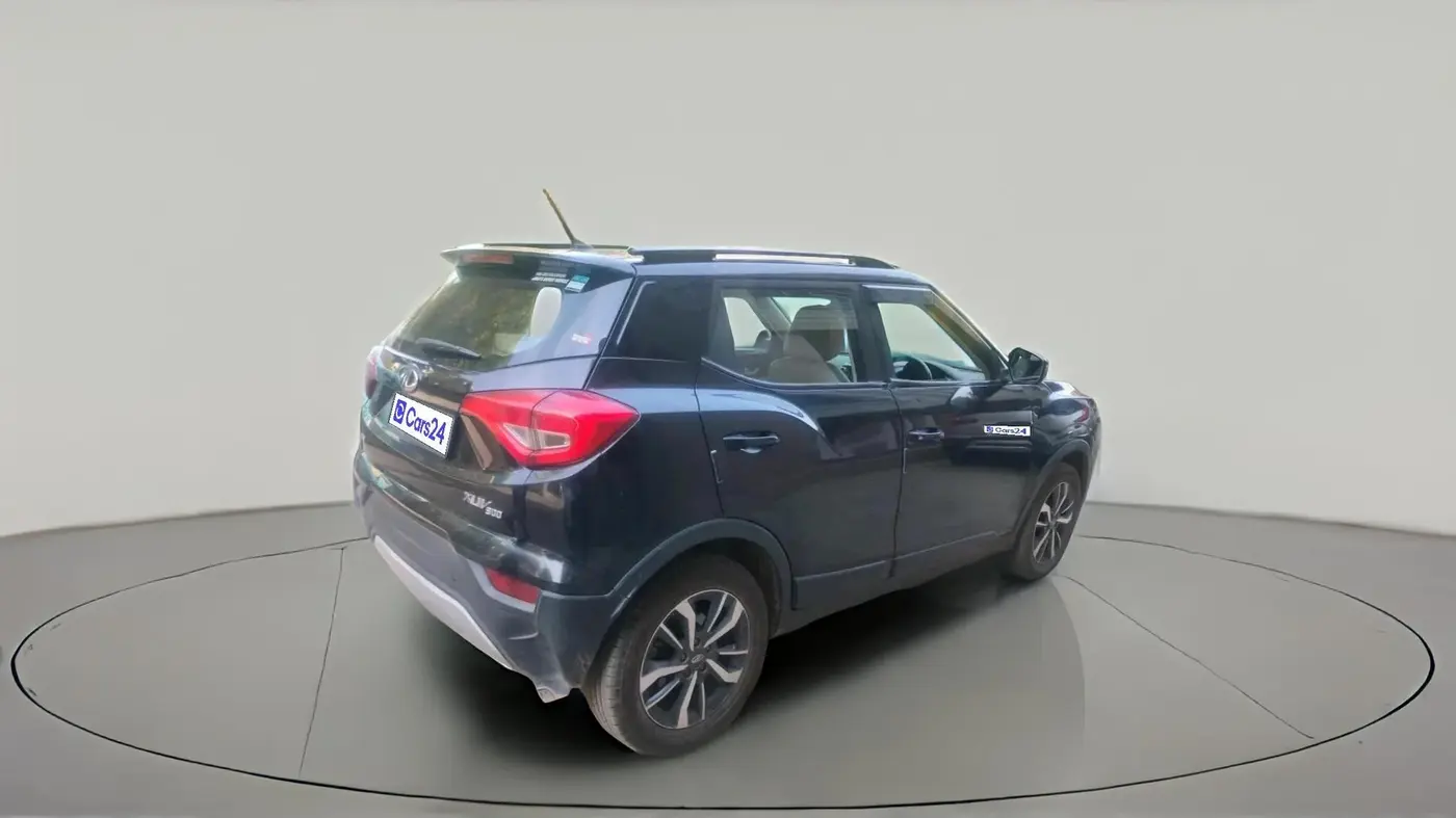 2021 Mahindra XUV300 W8 (O) 1.5 DIESEL, Diesel, Manual, 1,05,795 km, exterior