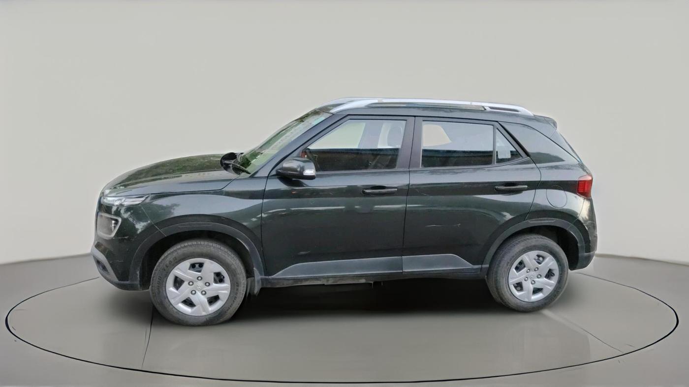 2021 Hyundai VENUE S+ 1.2, Petrol, Manual, 30,899 km, exterior