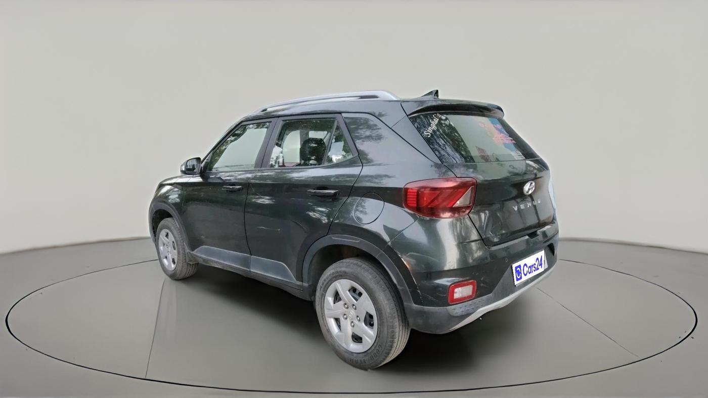 2021 Hyundai VENUE S+ 1.2, Petrol, Manual, 30,899 km, exterior